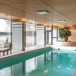 Hilton Kalastajatorppa Отель