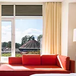 Hilton Kalastajatorppa Hotel 4*