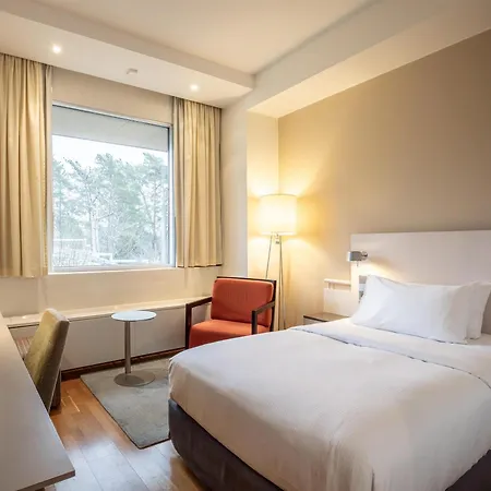 Ξενοδοχείο Hilton Kalastajatorppa 4*