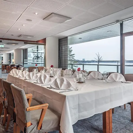 Ξενοδοχείο Hilton Kalastajatorppa 4*