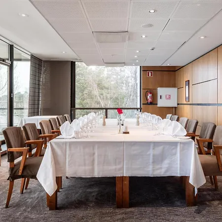 Hilton Kalastajatorppa 4*
