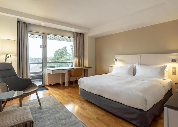 Hilton Kalastajatorppa 4*