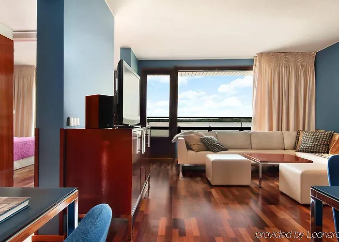 Hotel Hilton Kalastajatorppa Helsinki