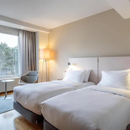 希尔顿赫尔辛基卡拉斯塔佳图帕酒店 酒店