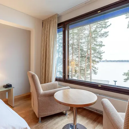 Hotel Hilton Kalastajatorppa 4*