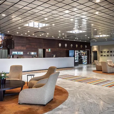 酒店 希尔顿赫尔辛基卡拉斯塔佳图帕酒店