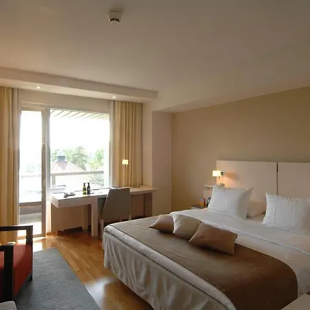 Hilton Kalastajatorppa Hotel 4*