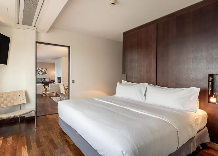 Hilton Kalastajatorppa מלון הלסינקי