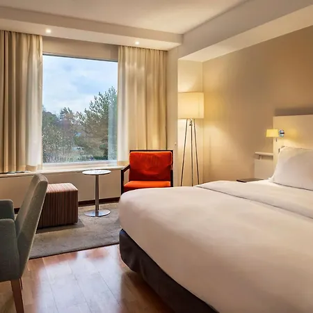 Hotel Hilton Kalastajatorppa 4*