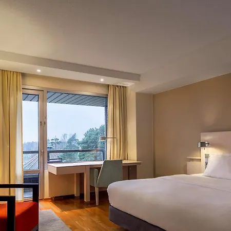 Hilton Kalastajatorppa 4*